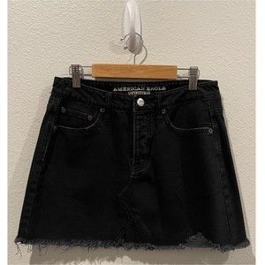 AMERICAN EAGLE OUTFITTERS A-Line Black Distressed Mini Skirt